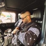 دانلود آهنگ آرتا بمون با من