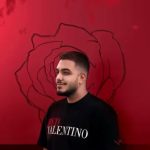 دانلود آهنگ آرون افشار بزار همه دنیا بدونه