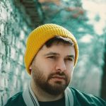 دانلود آهنگ سینا پارسیان مرد با آینه هم قهر دانلود آهنگ سینا پارسیان مرد با آینه هم قهر